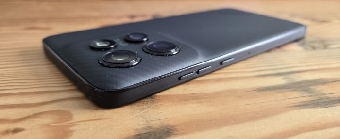 ThinkPhone 25   Review.