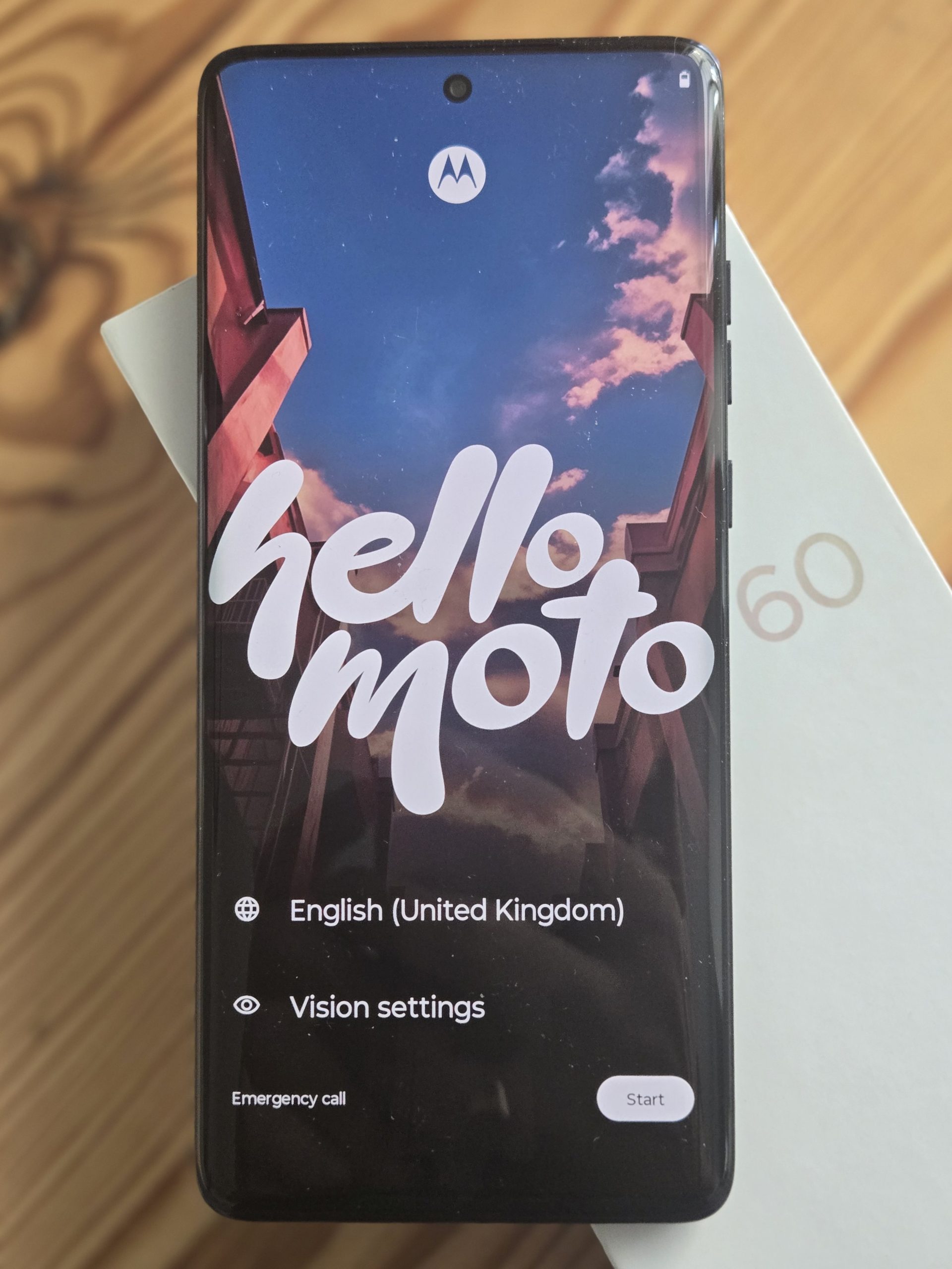 Motorola Edge 60   Review.