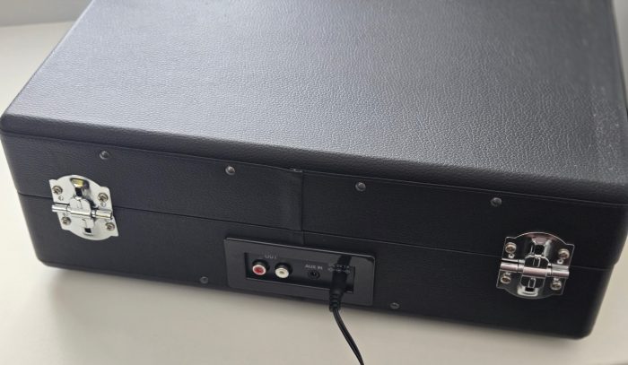 MIXX Revival 55 Vinyl Record Player:   Review    The Retro Spin That Redefines Budget Turntables