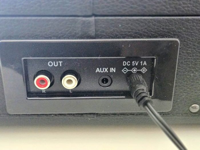 MIXX Revival 55 Vinyl Record Player:   Review    The Retro Spin That Redefines Budget Turntables