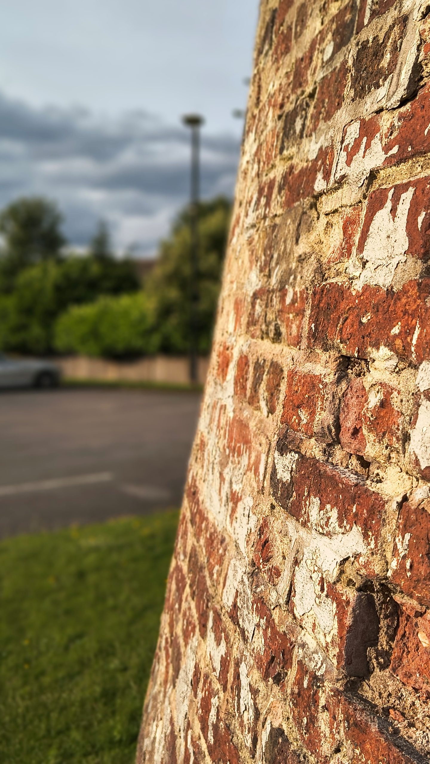 ThinkPhone 25   Review.