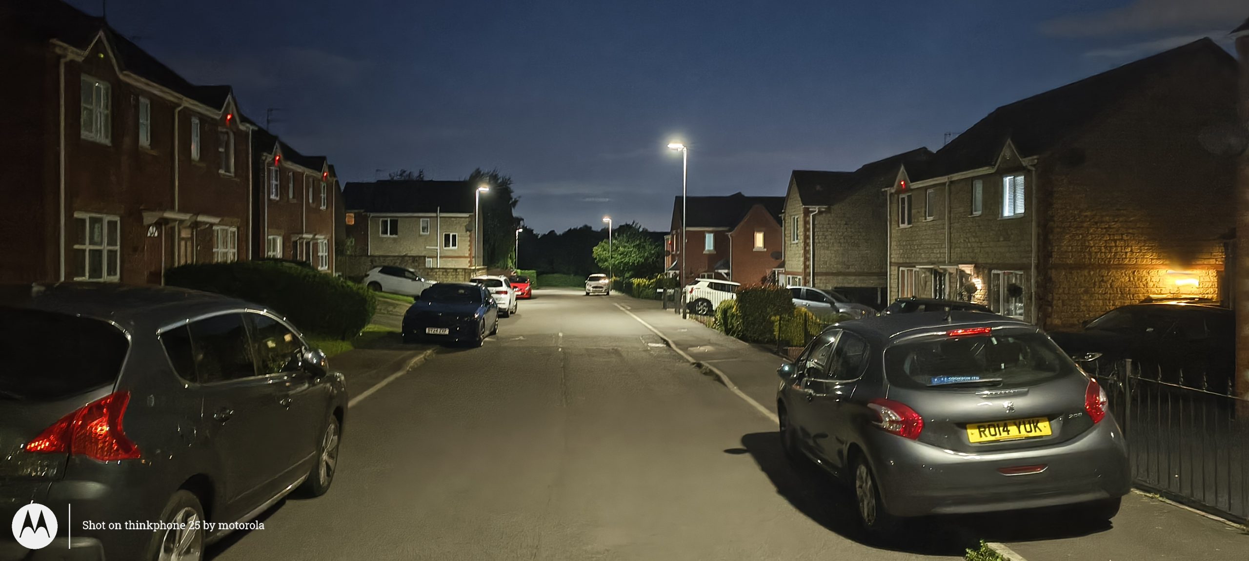 ThinkPhone 25   Review.