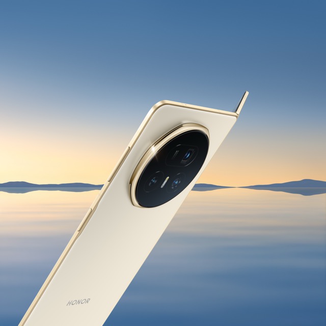 Honor share the specs of Honor Magic V5 UK version