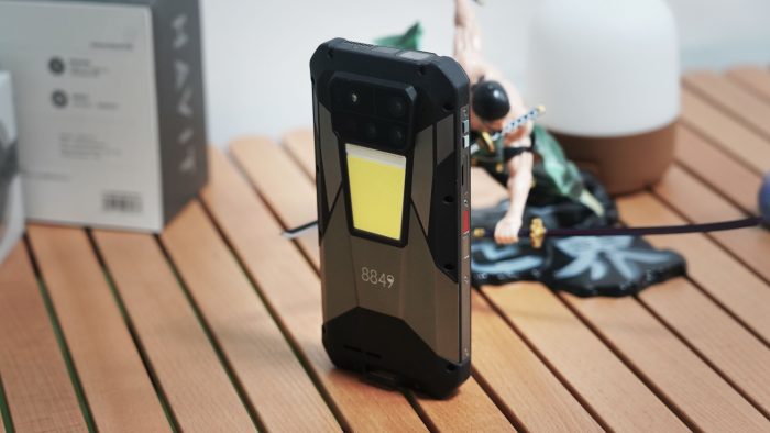 8849 Unveils TANK 4 PRO — The First Rugged Smartphone with HD Projector and AMOLED Screen.