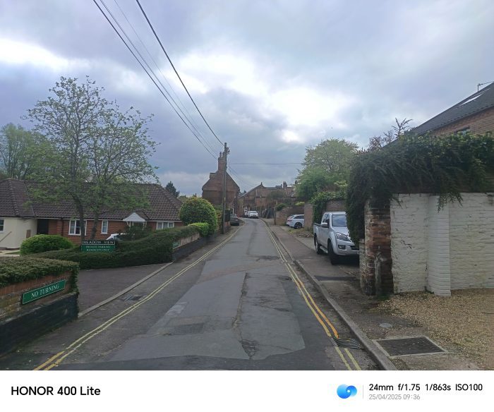 Honor 400 Lite   Review