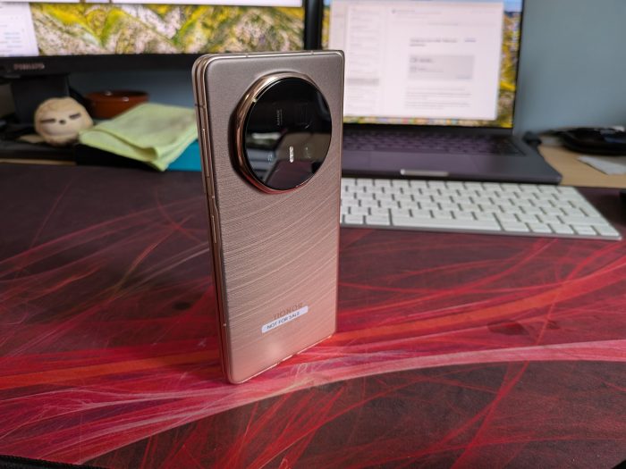 Honor Magic V5   Unboxing the worlds skinniest foldable.